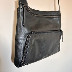 Classic Black Leather Crossbody Bag - Margot